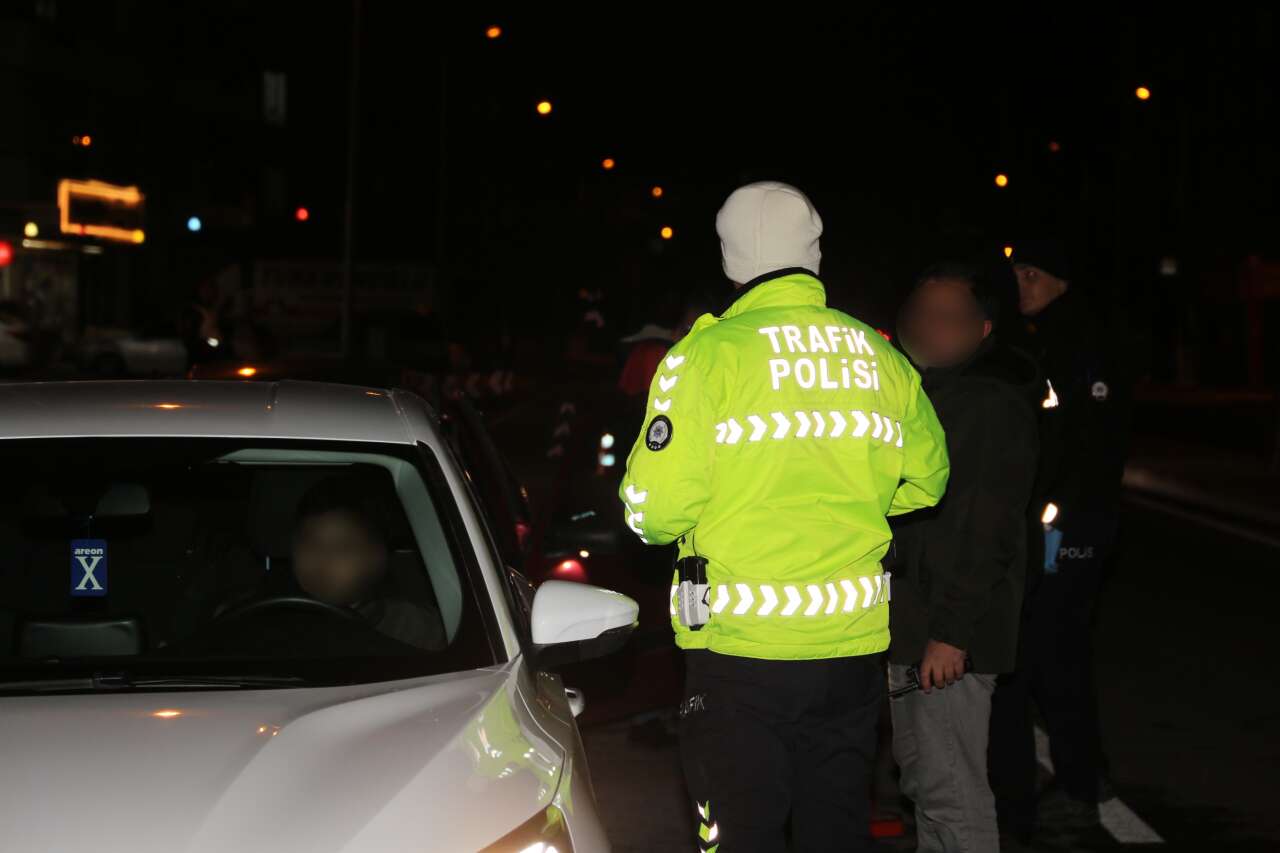 Konya Emniyeti bu gece kuş uçurtmayacak 8